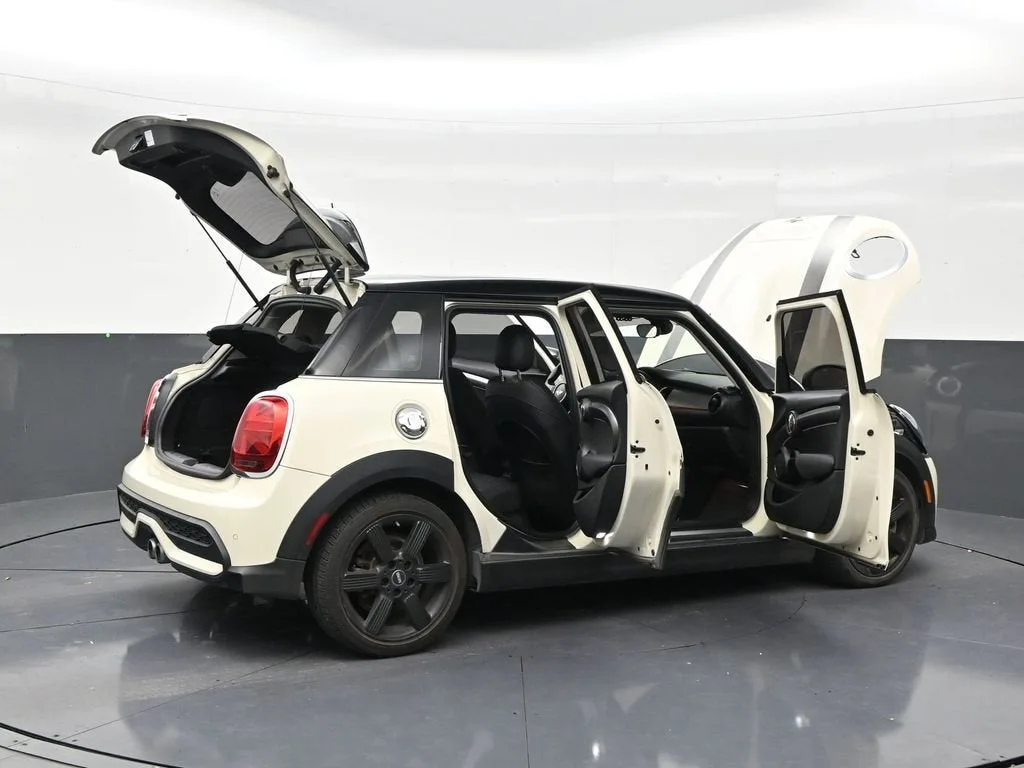 2022 MINI Hardtop 4 Door Cooper S photo 28