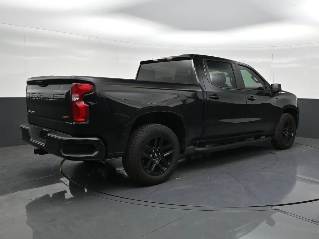 2026 Chevrolet Silverado 1500 RST photo 5