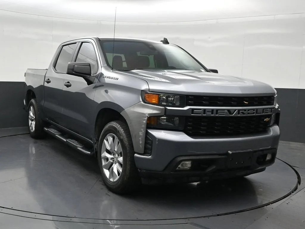 2022 Chevrolet Silverado 1500 LTD Custom photo 8