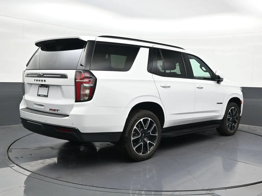 2023 Chevrolet Tahoe RST photo 5
