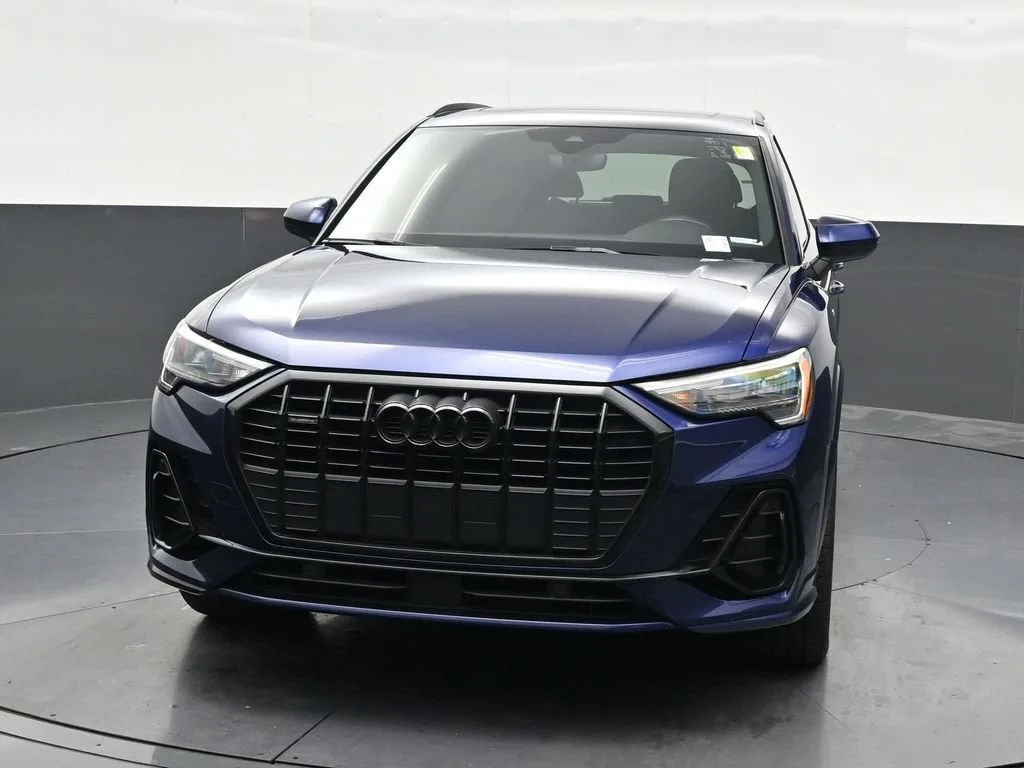 2021 Audi Q3 Premium 45 TFSI S line quattro Tiptronic photo 9
