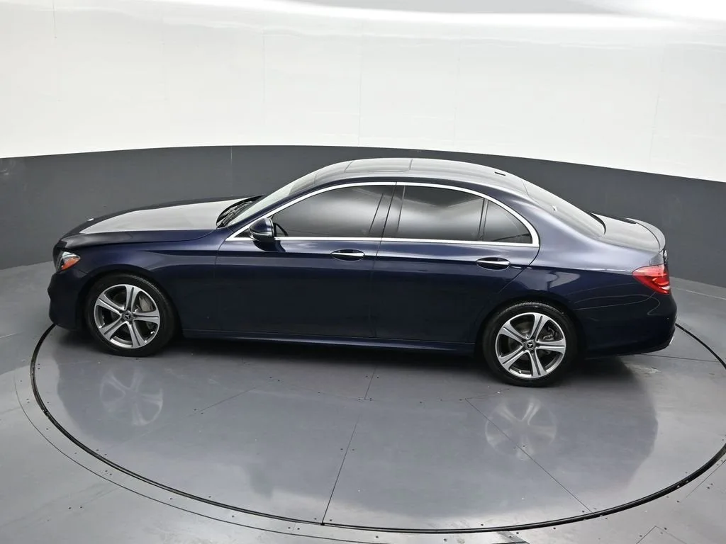 2020 Mercedes-Benz E 350 E 350 photo 10