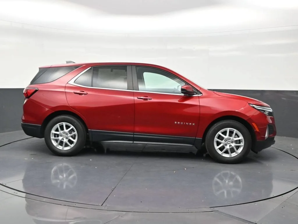 2023 Chevrolet Equinox LT photo 6