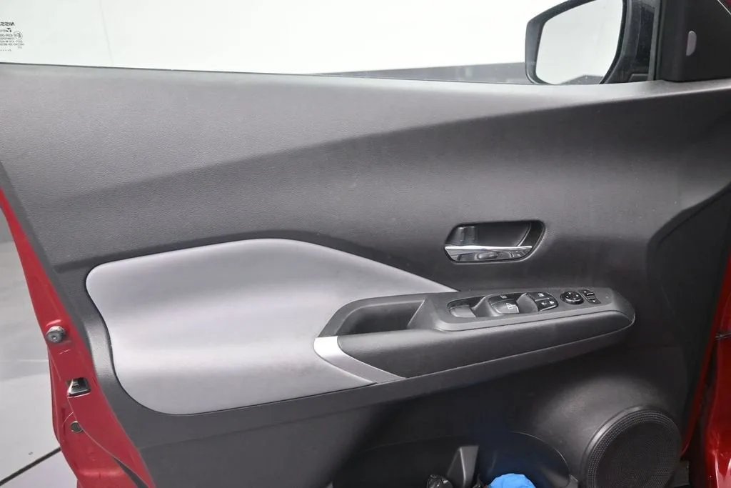 2023 Nissan Kicks SR Xtronic CVT photo 11