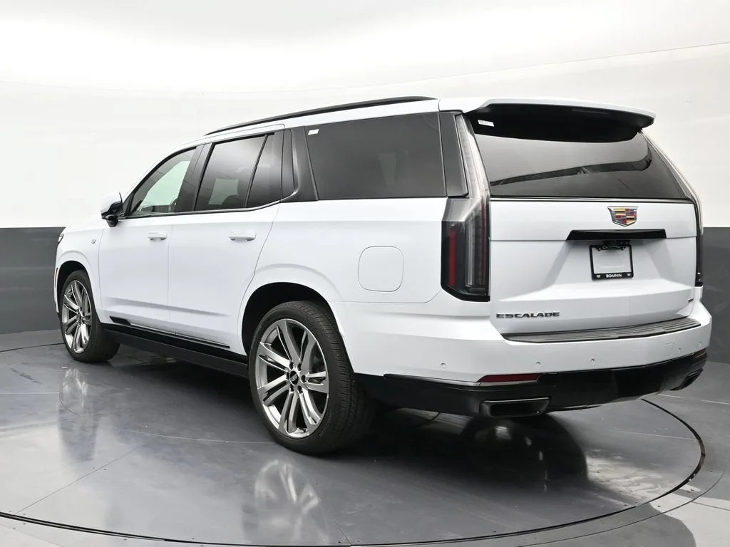 2026 Cadillac Escalade Platinum Sport photo 3