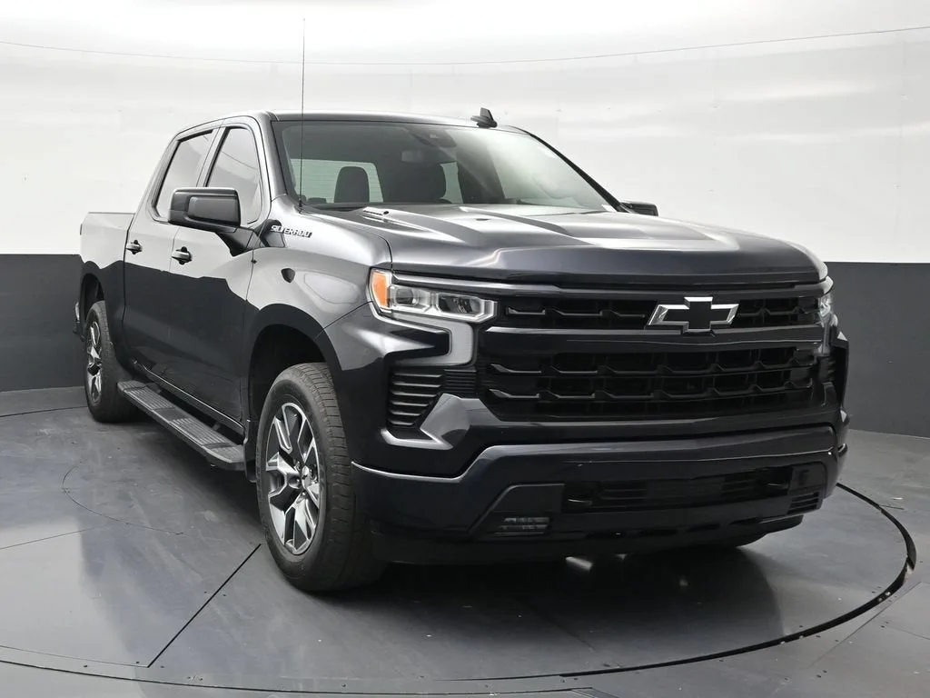 2024 Chevrolet Silverado 1500 RST photo 7
