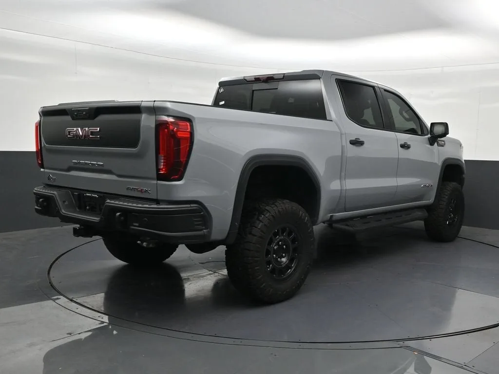 2024 GMC Sierra 1500 AT4X photo 5