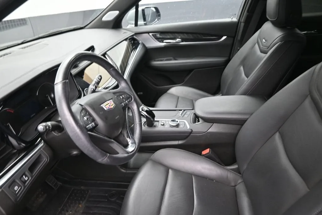 2024 Cadillac XT6 Premium Luxury photo 12