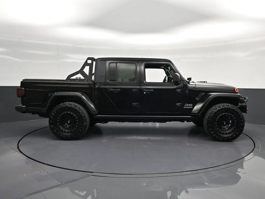 2021 Jeep Gladiator Overland photo 4