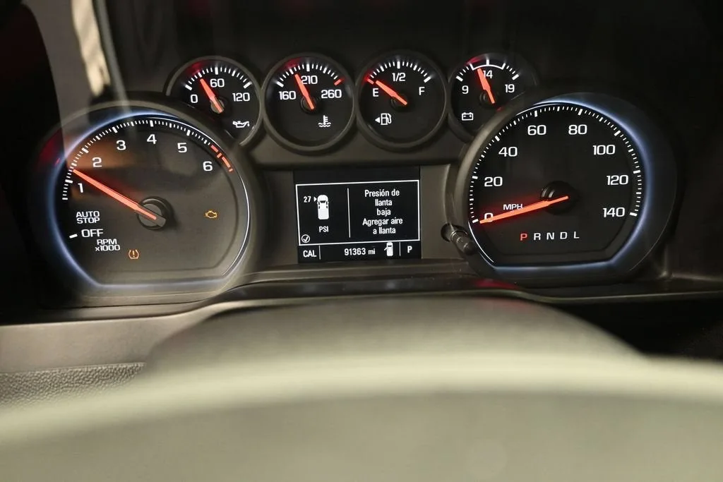 2021 Chevrolet Silverado 1500 Custom photo 10