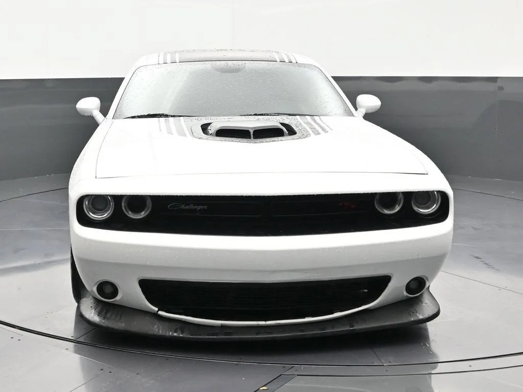 2016 Dodge Challenger 392 Hemi Scat Pack Shaker photo 8