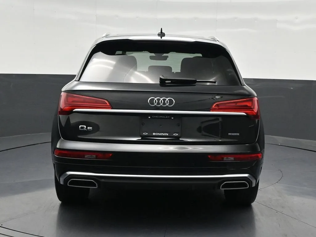 2023 Audi Q5 Premium Plus 45 TFSI S line quattro photo 4