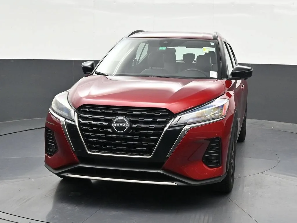 2023 Nissan Kicks SR Xtronic CVT photo 9
