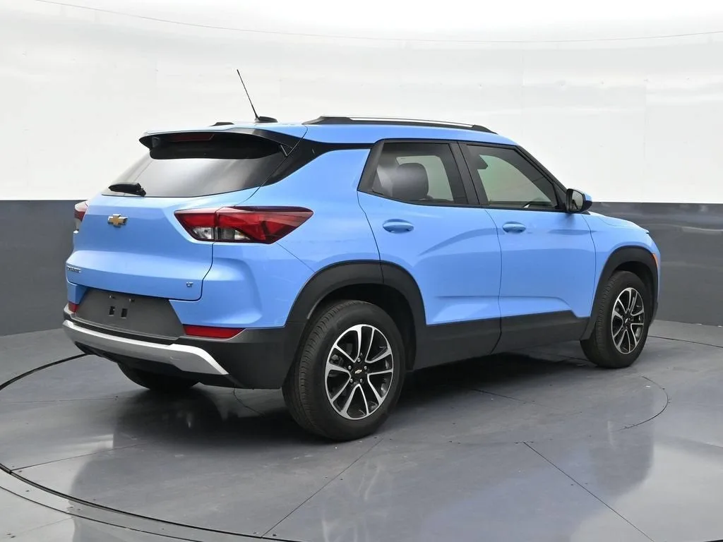 2024 Chevrolet Trailblazer LT photo 5