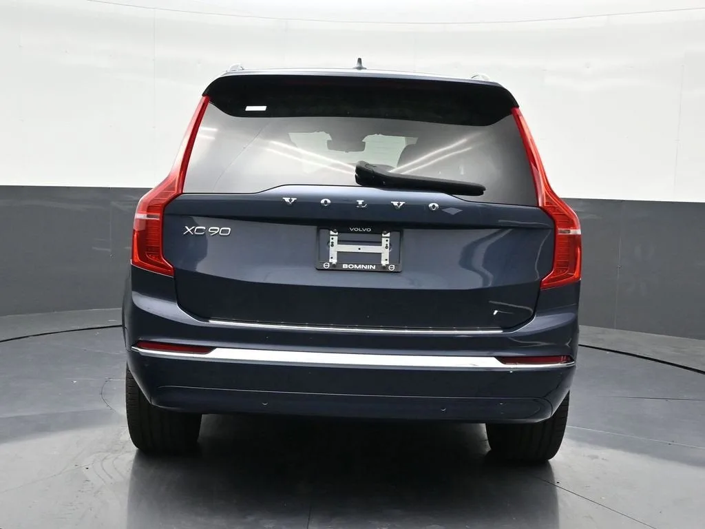 2025 Volvo XC90 Plug-In Hybrid T8 Ultra 6-Seater photo 5