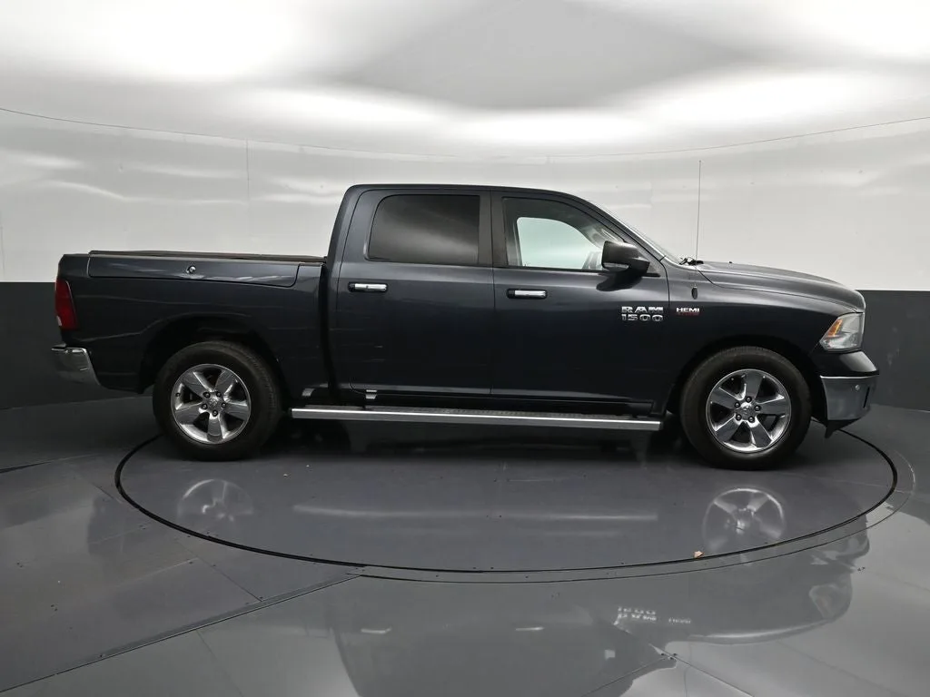 2015 RAM 1500 Lone Star photo 4