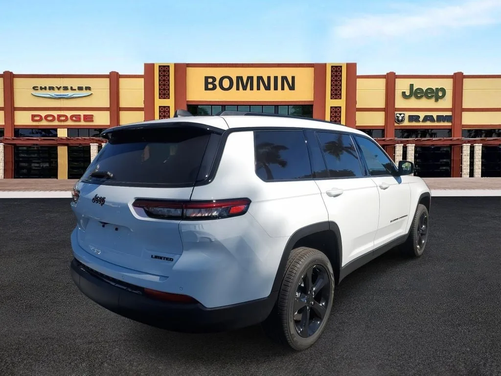 2025 Jeep Grand Cherokee L Limited photo 3