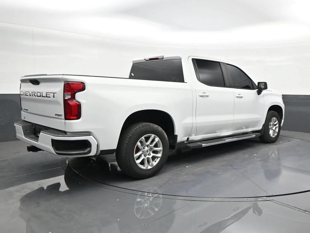 2024 Chevrolet Silverado 1500 RST photo 5