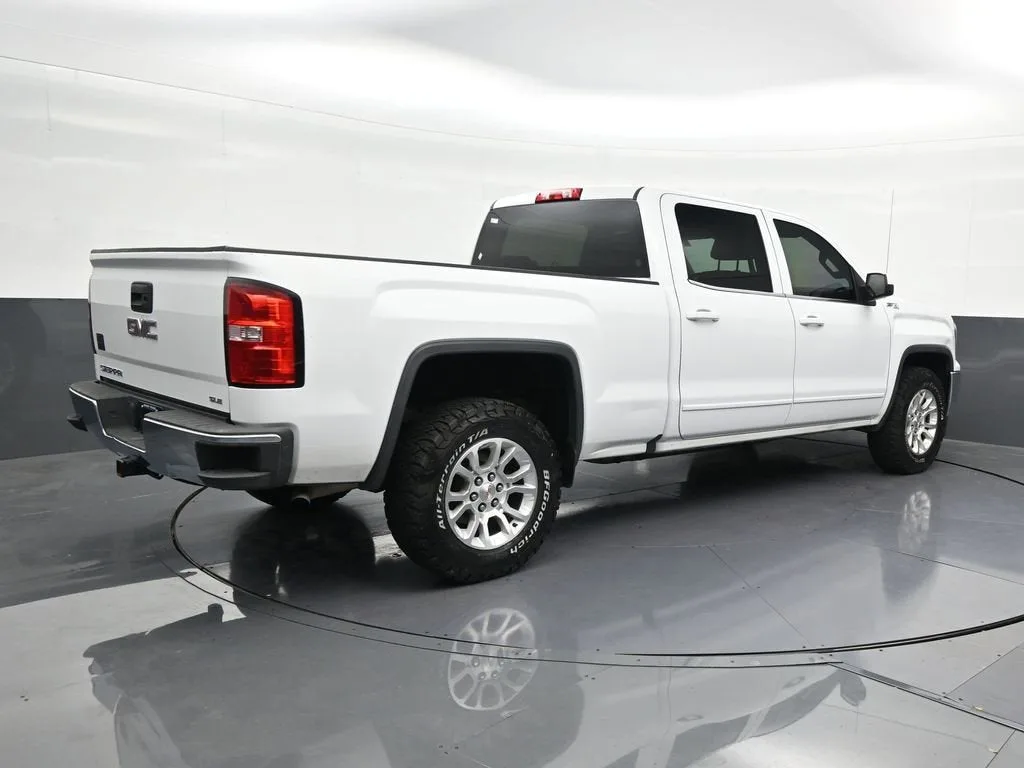 2018 GMC Sierra 1500 SLE photo 5
