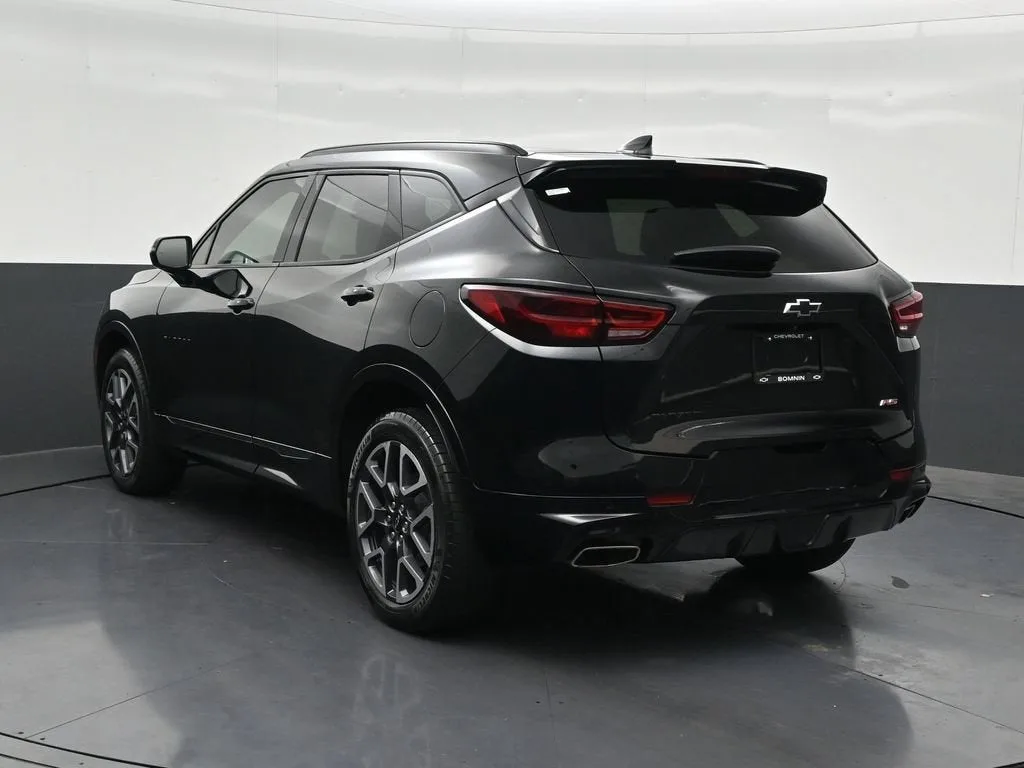 2023 Chevrolet Blazer RS photo 3