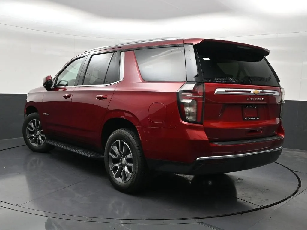 2022 Chevrolet Tahoe LT photo 3