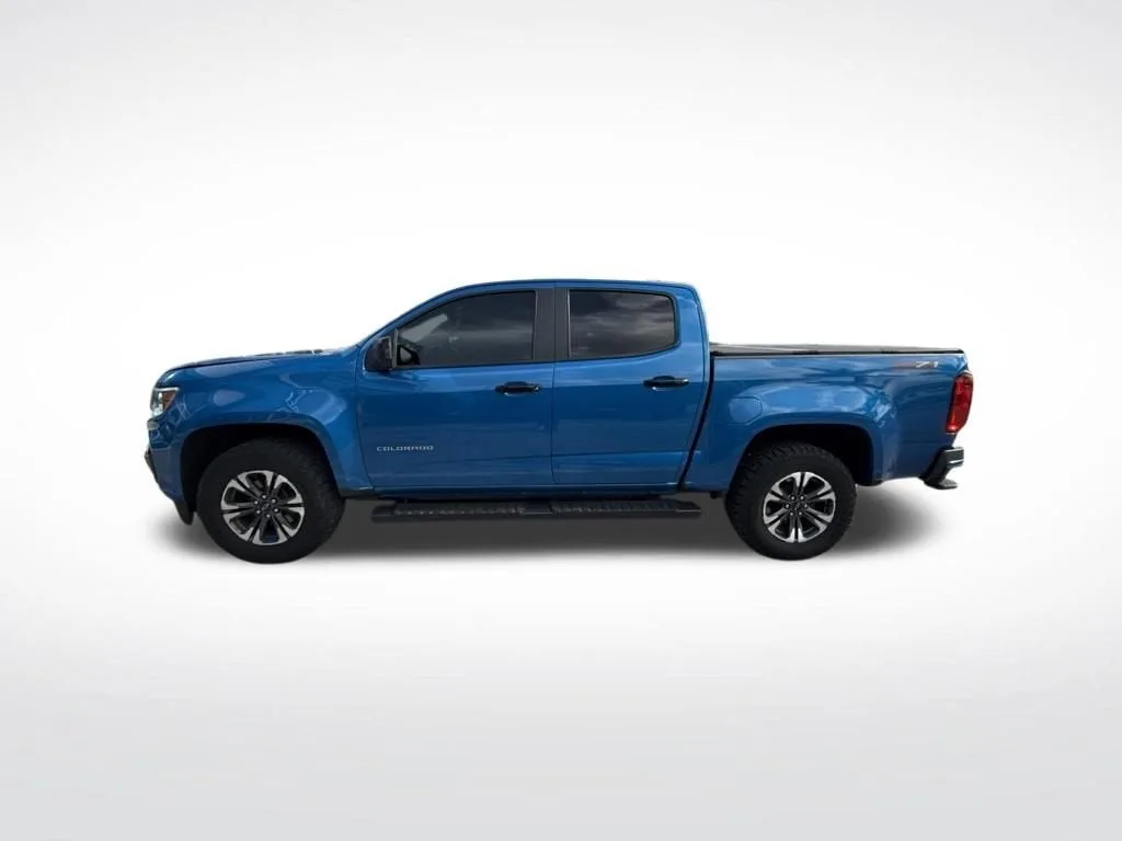 2022 Chevrolet Colorado 2WD Z71 photo 3