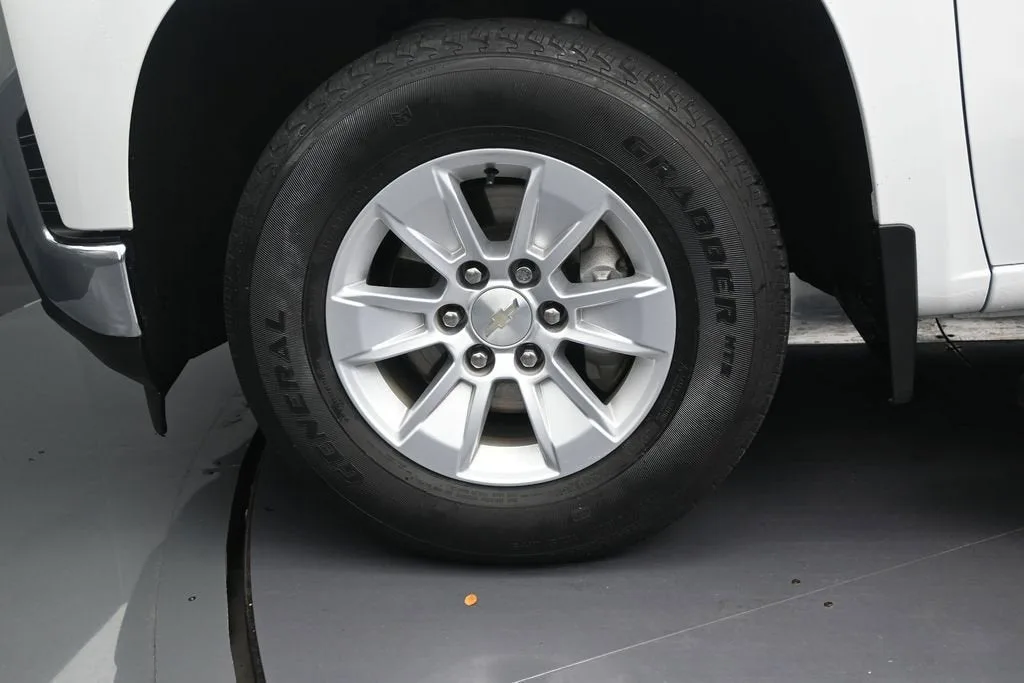 2022 Chevrolet Silverado 1500 LTD LT photo 10