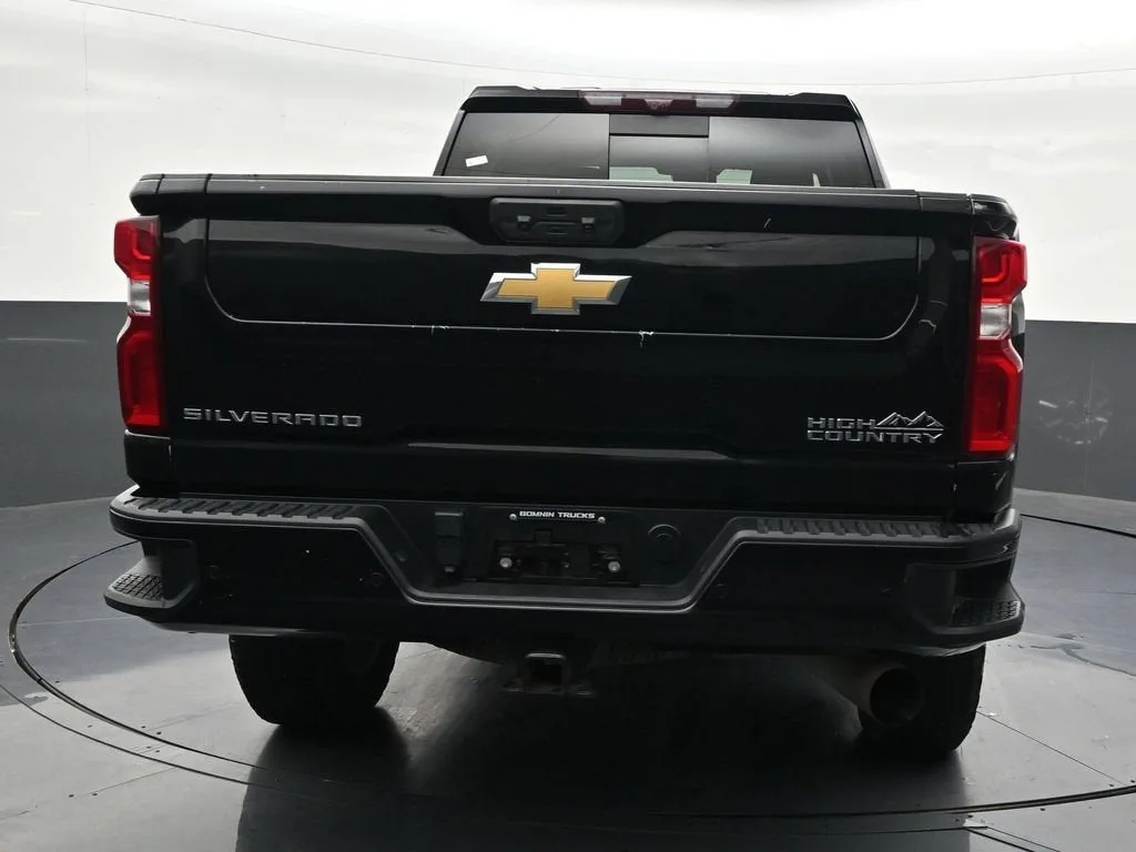 2024 Chevrolet Silverado 2500 HD High Country photo 4