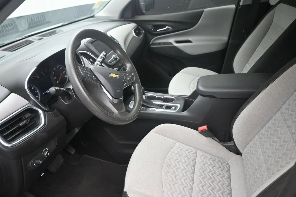 2024 Chevrolet Equinox LS photo 12