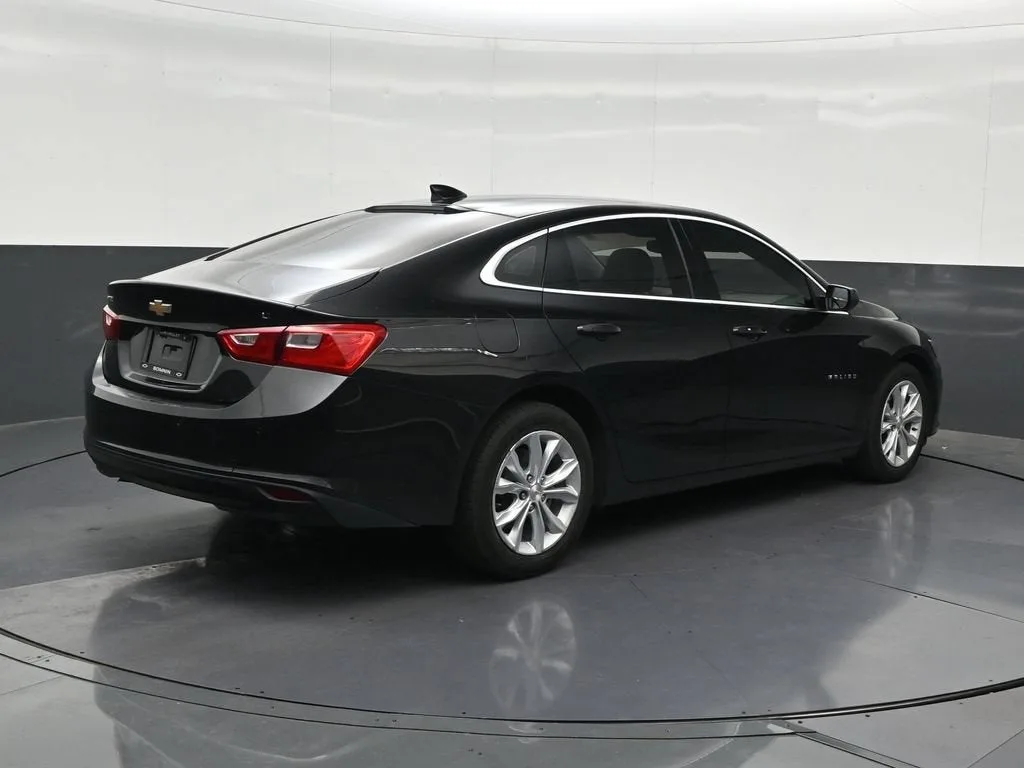 2024 Chevrolet Malibu 1LT photo 5