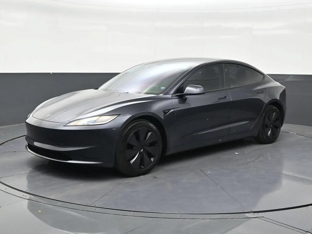 2024 Tesla Model 3 LONG RANGE photo 6