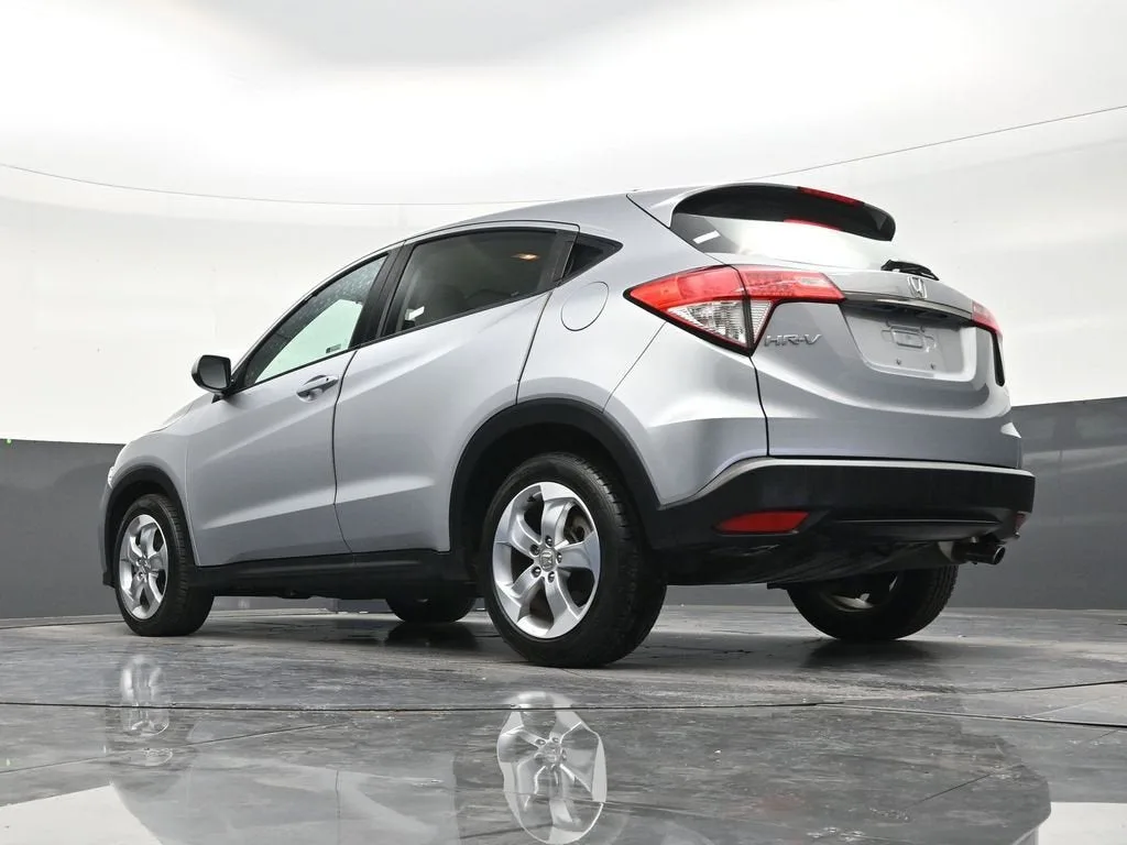 2019 Honda HR-V LX photo 23