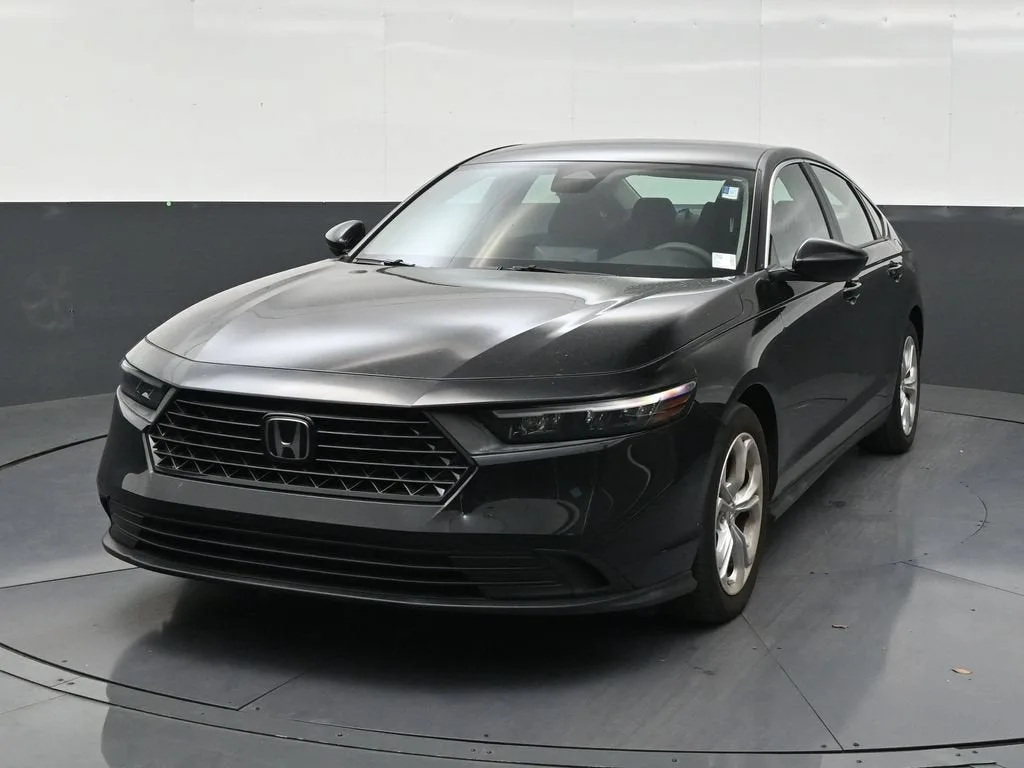 2023 Honda Accord Sedan LX photo 8