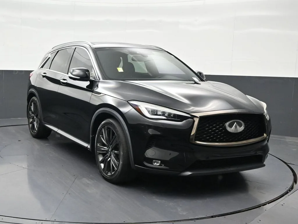2020 INFINITI QX50 ESSENTIAL photo 8