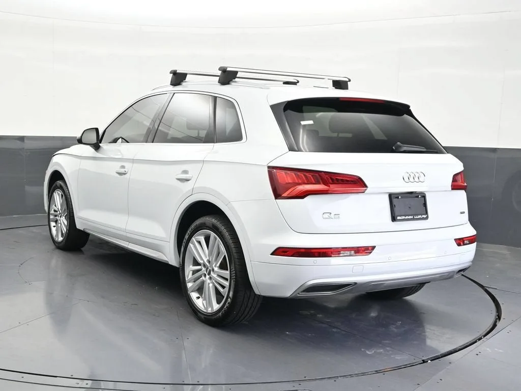 2020 Audi Q5 Premium Plus 45 TFSI quattro S tronic photo 3