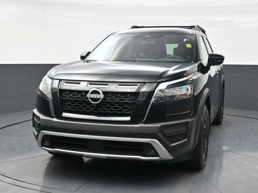 2025 Nissan Pathfinder Rock Creek 4WD photo 8