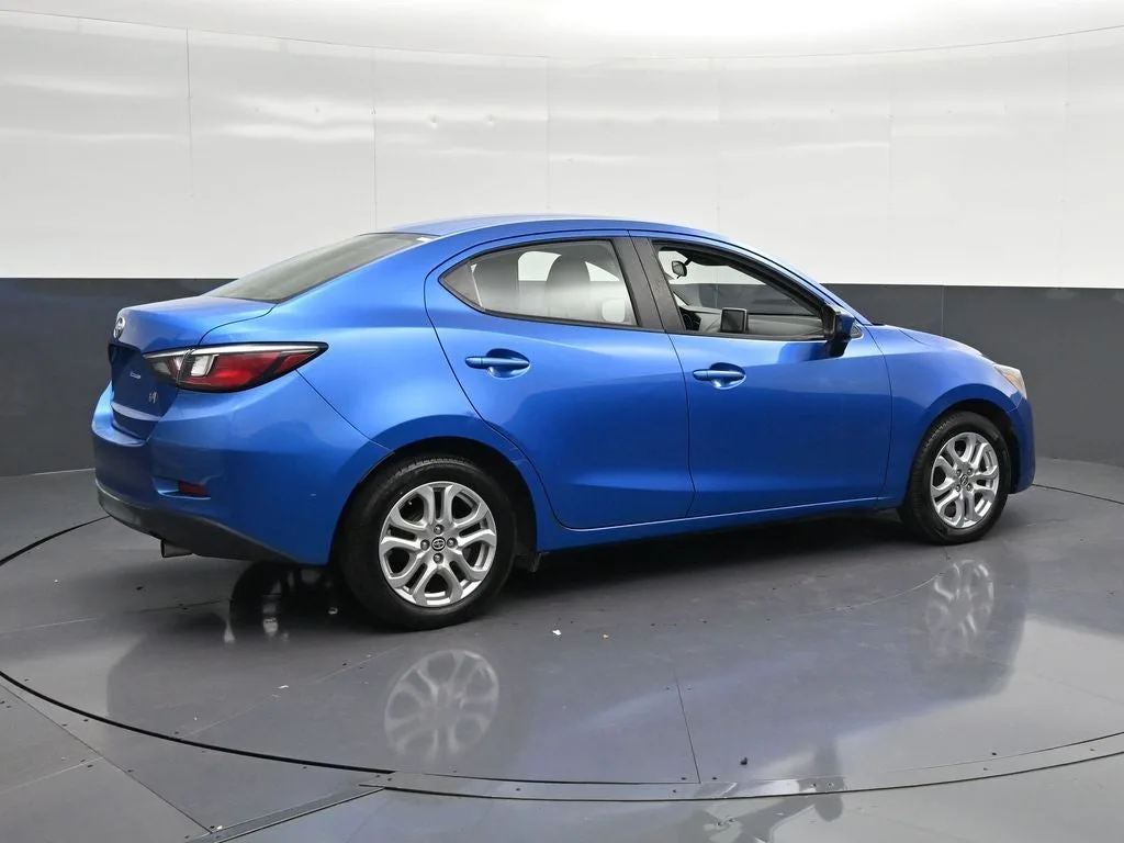 2016 Scion iA Base photo 3