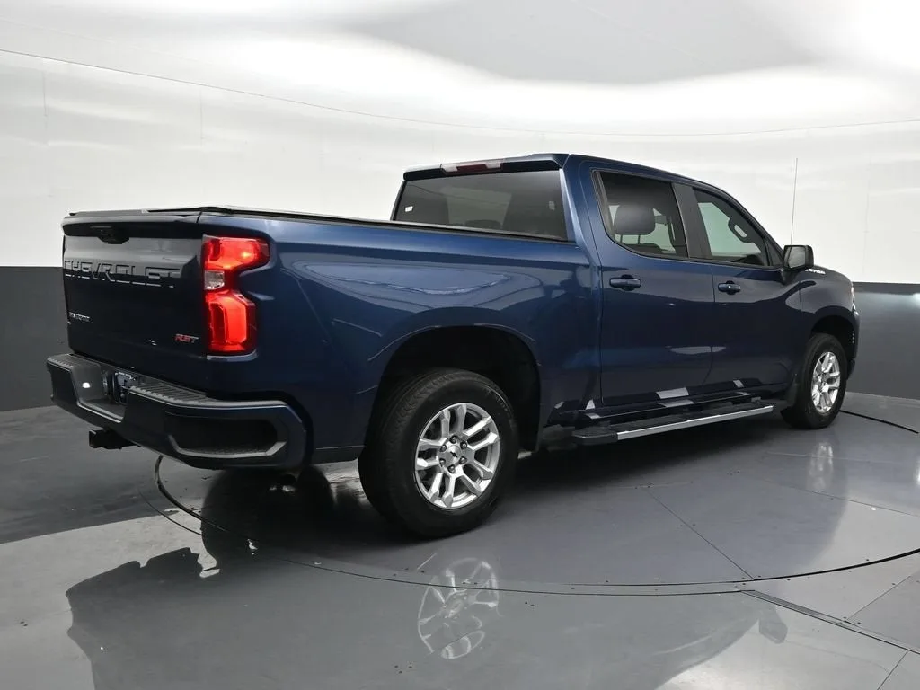 2023 Chevrolet Silverado 1500 RST photo 5