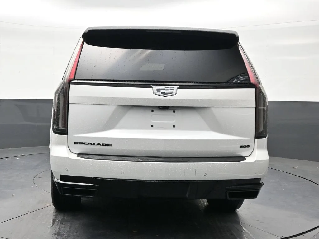2023 Cadillac Escalade 4WD Sport photo 4