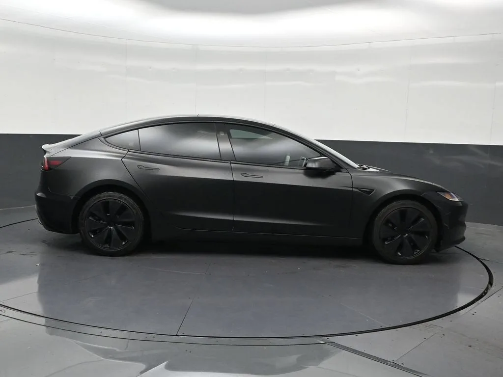 2024 Tesla Model 3 Rear-Wheel Drive photo 6