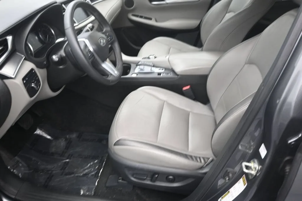 2023 INFINITI QX50 LUXE AWD photo 11
