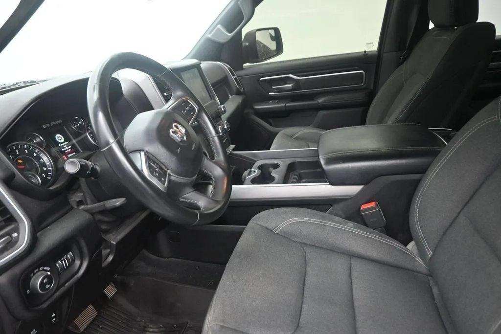 2019 RAM 1500 Big Horn/Lone Star Crew Cab 4x2 5'7" Box photo 12