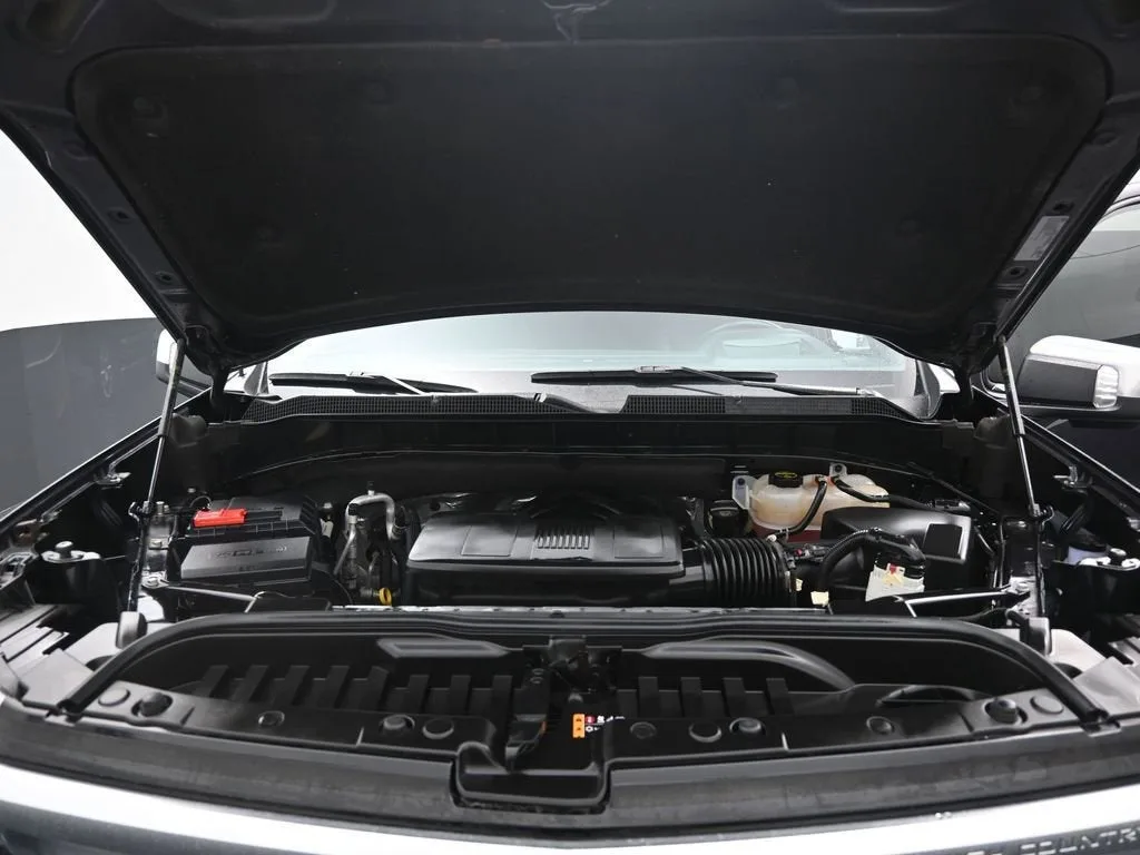 2024 Chevrolet Silverado 1500 High Country photo 12