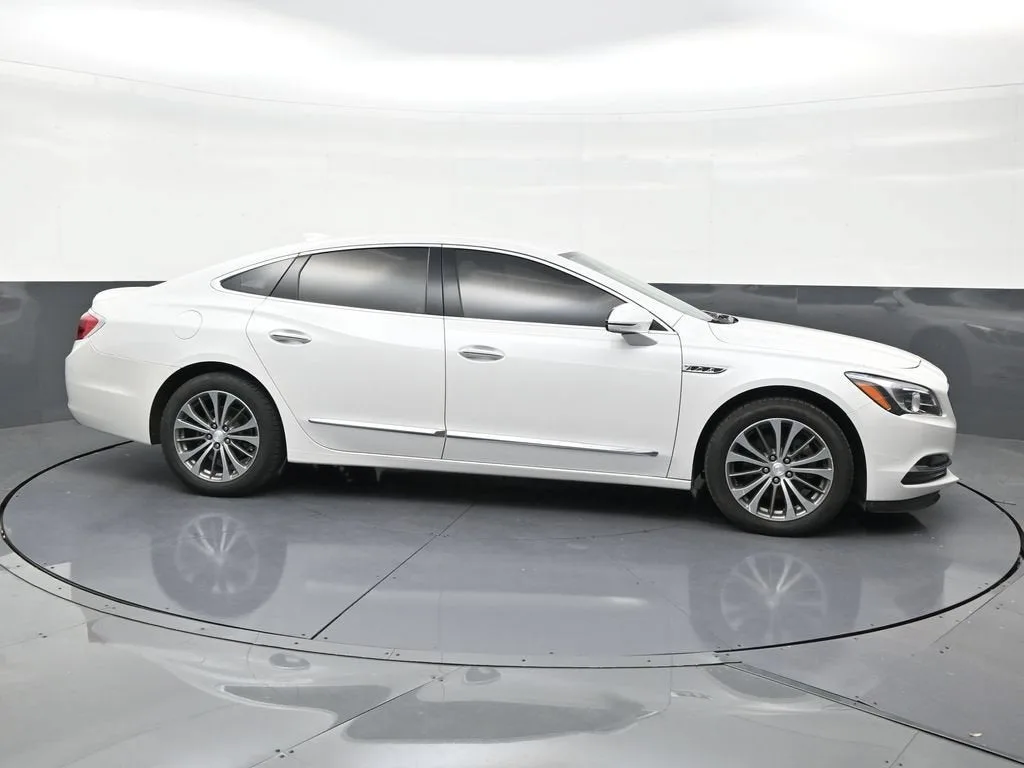 2019 Buick LaCrosse Essence photo 6