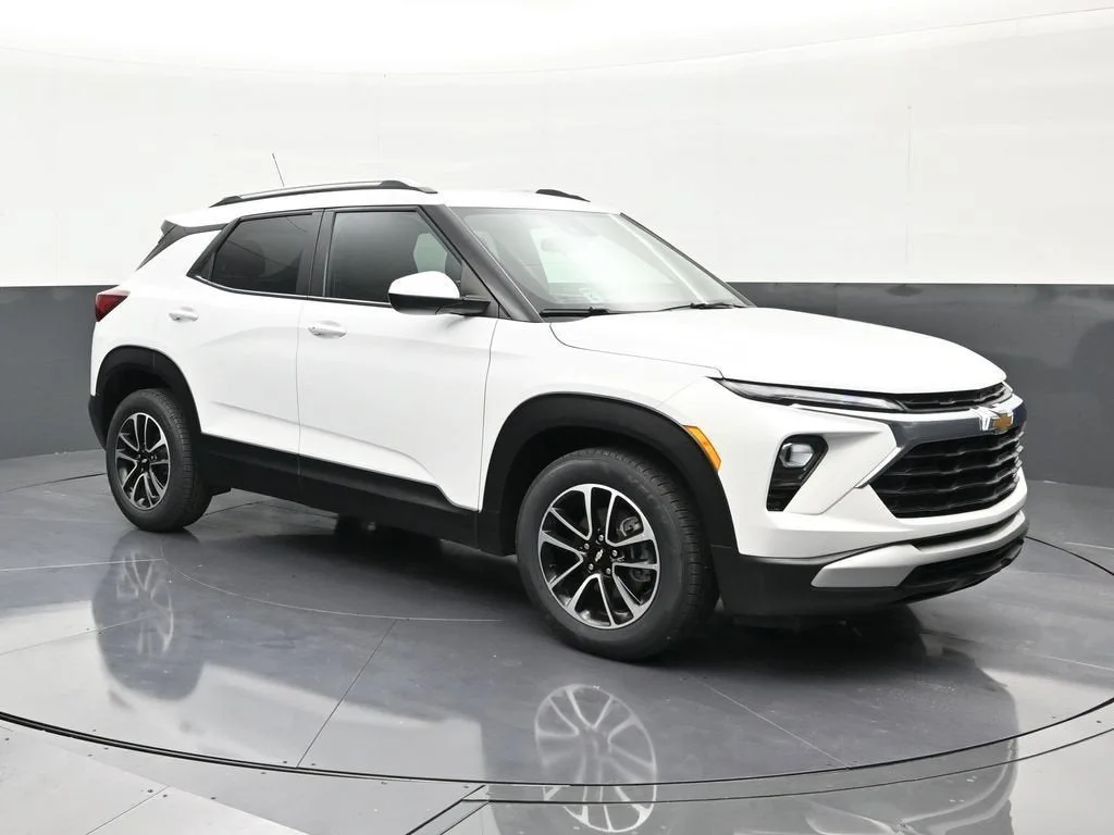 2024 Chevrolet Trailblazer LT photo 7