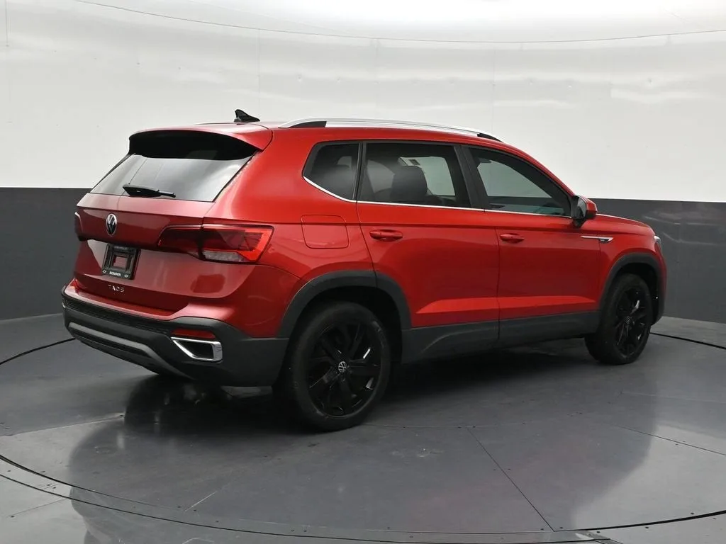 2024 Volkswagen Taos 1.5T SE photo 5