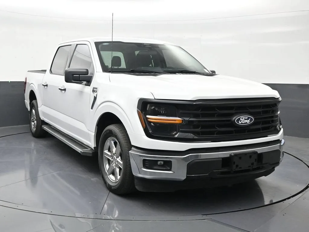 2025 Ford F-150 XLT photo 7