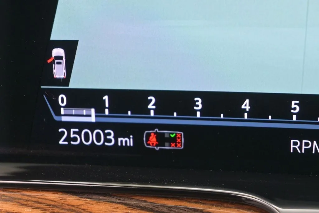 2023 Cadillac Escalade Premium Luxury photo 12