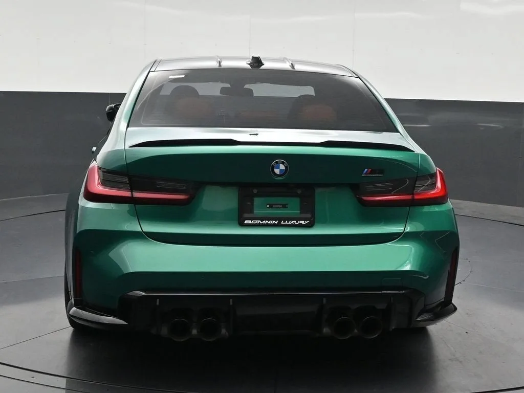 2024 BMW M3 Competition photo 4