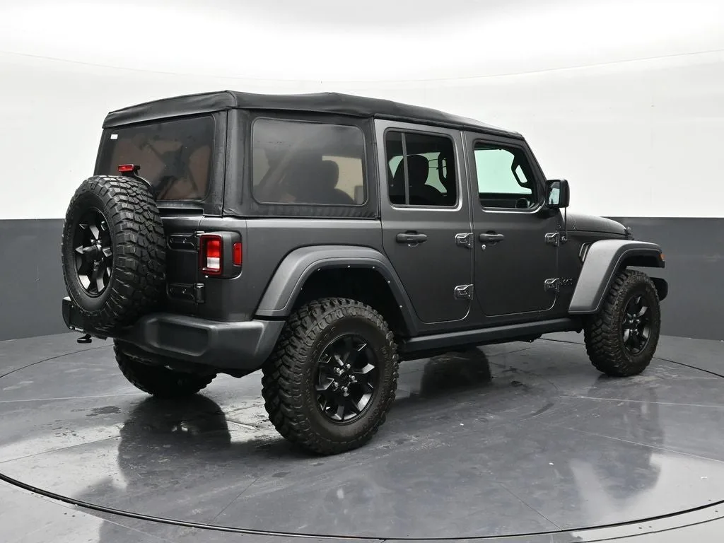 2022 Jeep Wrangler Unlimited Willys photo 3